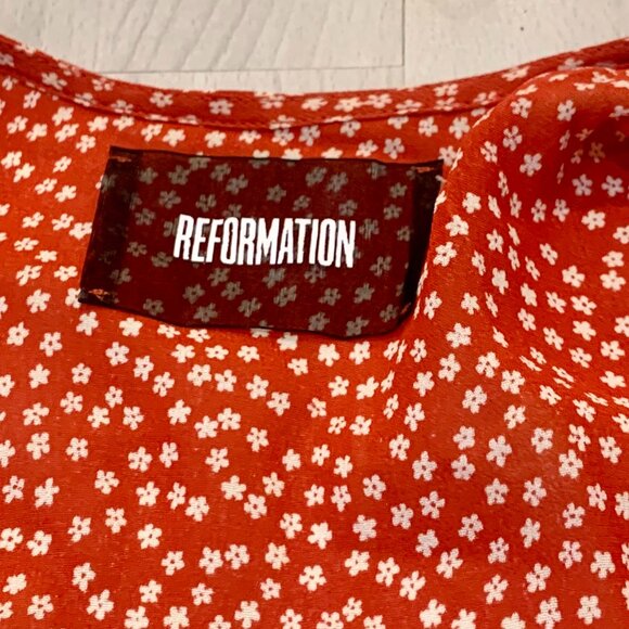 REFORMATION Wrap Red & White Floral Print Dress Size Small - Picture 4 of 5